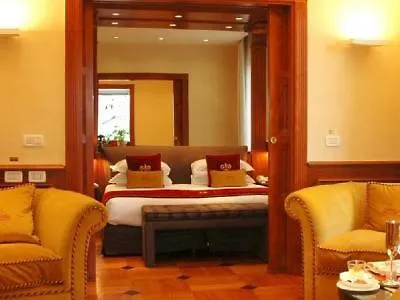 Bio Hotel Raphael - Relais & Chateaux Rome 5*,
