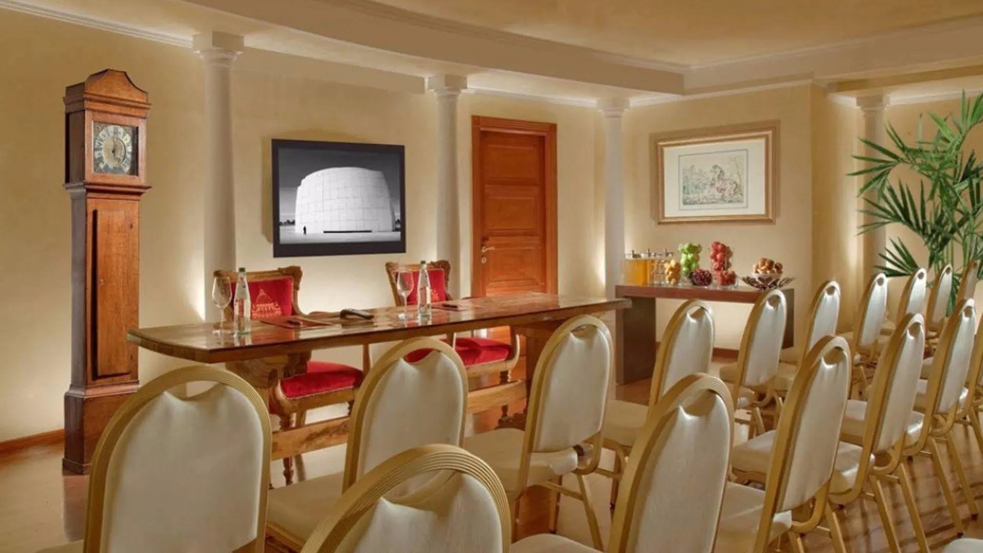 Bio Hotel Raphael - Relais & Chateaux Rome