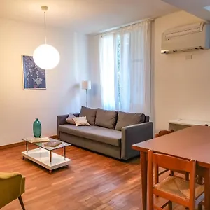 Dorsoduro Apartment