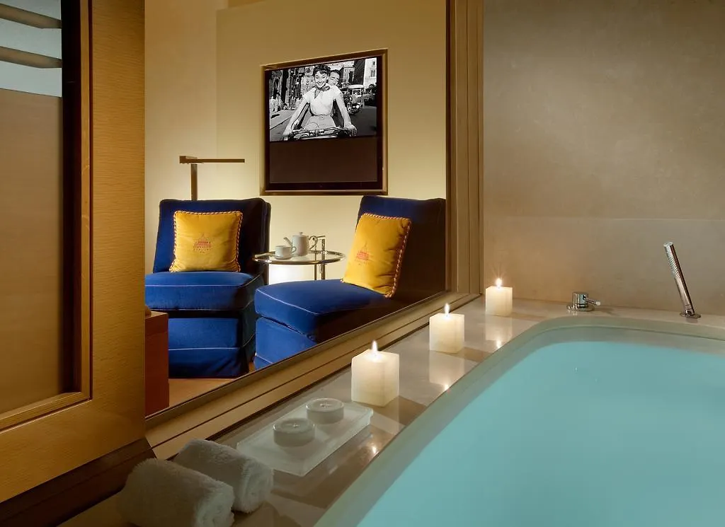Bio Hotel Raphael - Relais & Chateaux Rome