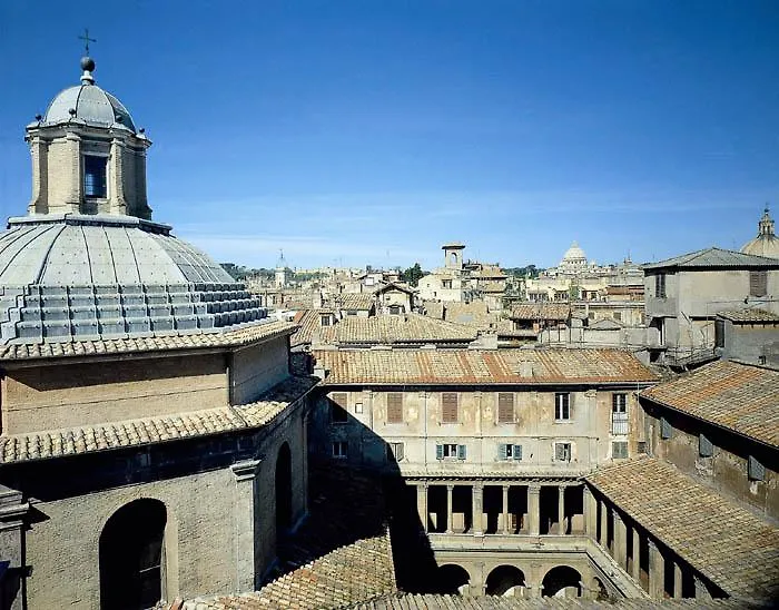 Bio Hotel Raphael - Relais & Chateaux Rome