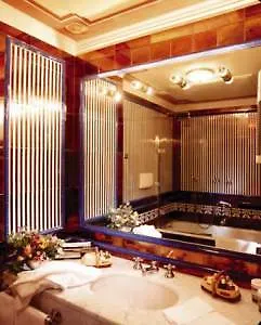 Bio Hotel Raphael - Relais & Chateaux Rome Italy