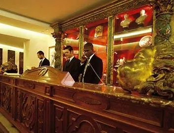 Bio Hotel Raphael - Relais & Chateaux Rome 5*,  Italy
