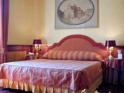 Bio Hotel Raphael - Relais & Chateaux Rome Italy