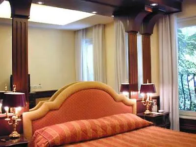 Bio Hotel Raphael - Relais & Chateaux Rome 5*,  Italy